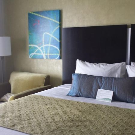Best Western Plus Laguardia Airport Hotel Ню Йорк Стая снимка