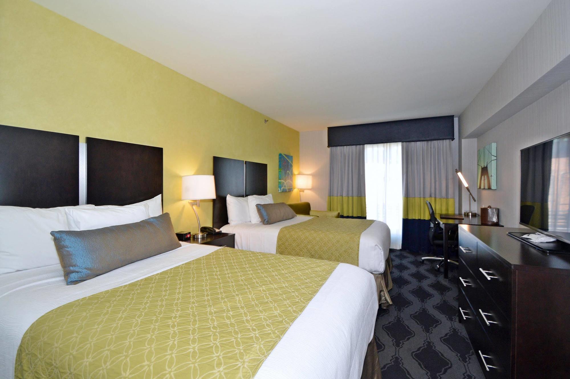 Best Western Plus Laguardia Airport Hotel Ню Йорк Стая снимка